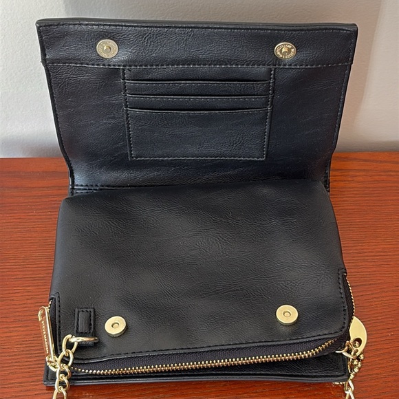 Steve Madden Black Crossbody Bag - Picture 8 of 15